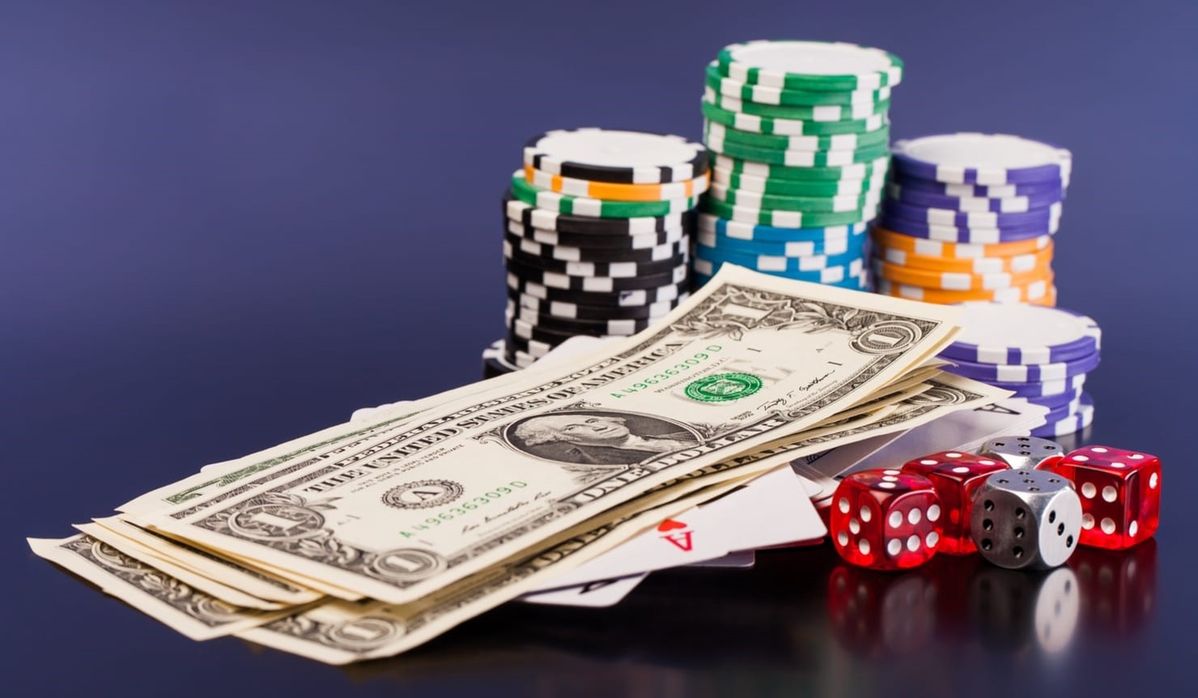 Cash Frenzy کیسینو میں سلاٹ کھیلنا شروع کریں۔