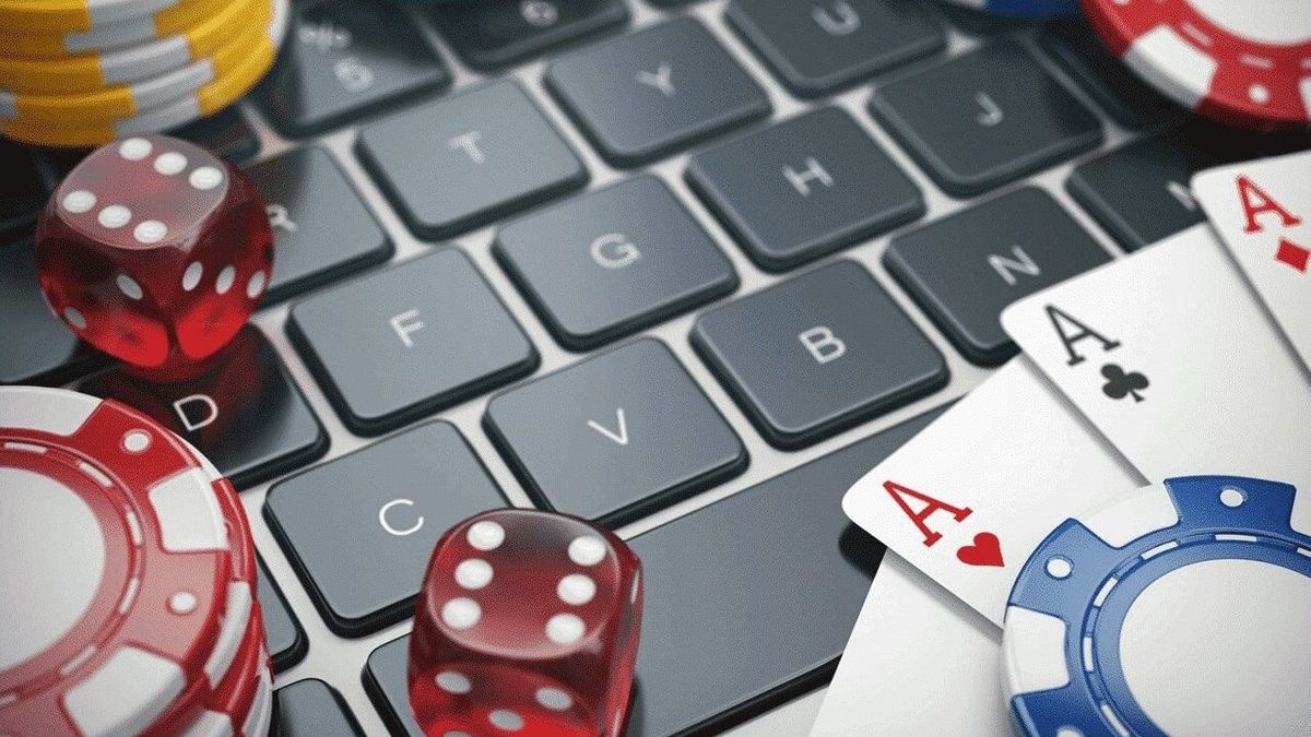 Cash Frenzy پر آن لائن سلاٹس کے بارے میں